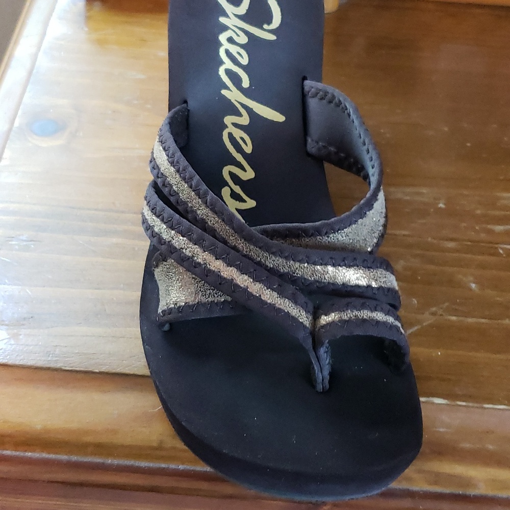 Brown Skechers Wedge